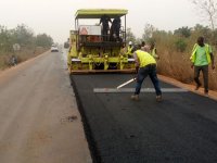 Travaux de Réhabilitation de la route bitumée en enrobés 0/14, Axe : AKPRO MISSERETE – ADJOHOUN – KPEDEKPO 